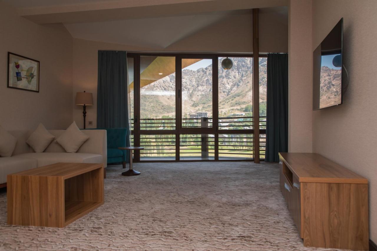 Archazor Mountain Resort Chimgan Esterno foto